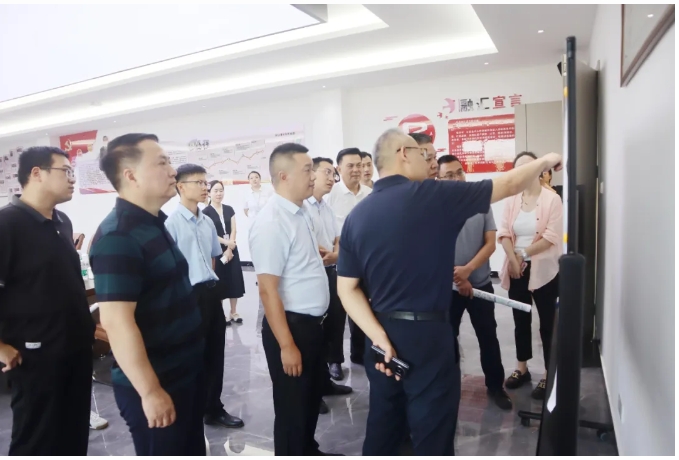 自貢市領導蒞臨融匯公司調研：共筑建筑產業總部經濟區新篇章！